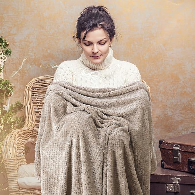 Neutral Color Decorative Blanket Set for Couch Bed and Living Room