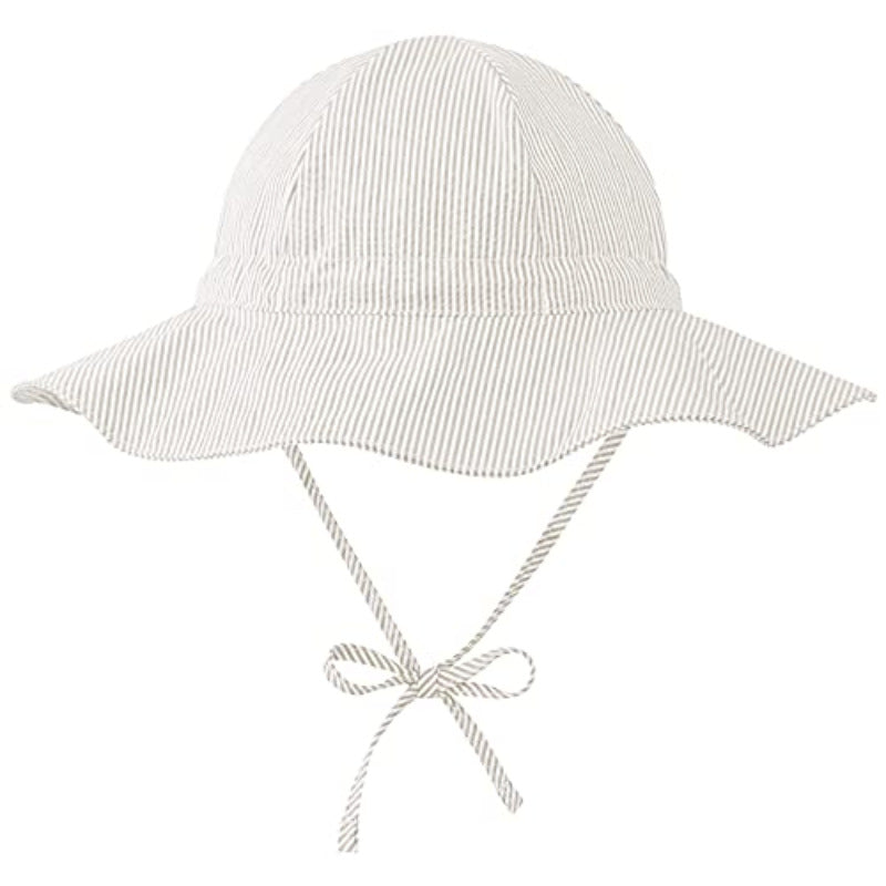 Baby sun hat with wide brim, adjustable strap for baby girls and boys (0-4T), outdoor sun protection.