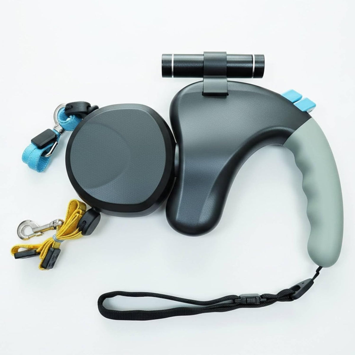 Double-headed retractable dog leash for walking two dogs