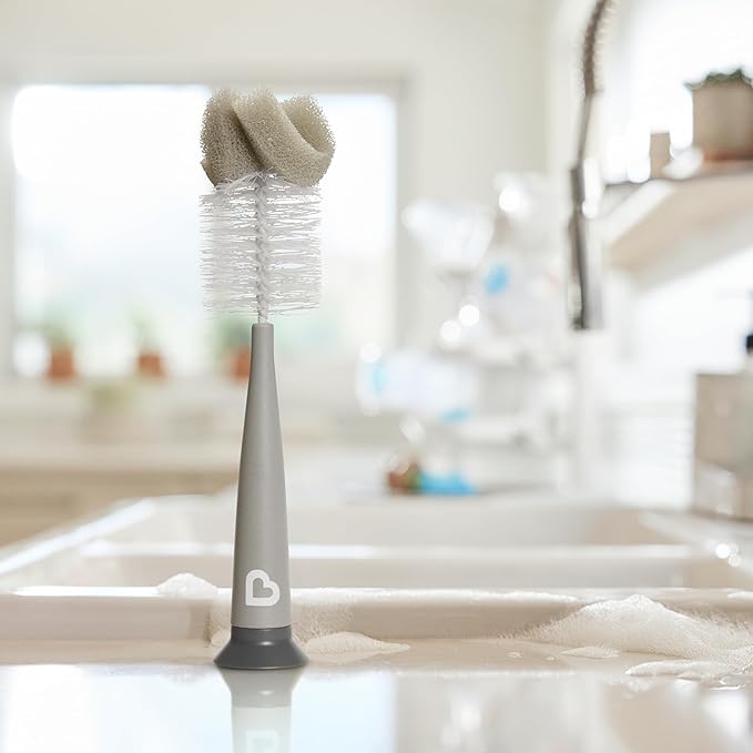Durable sponge bottle brush, perfect for cleaning water bottles, travel mugs, and containers.