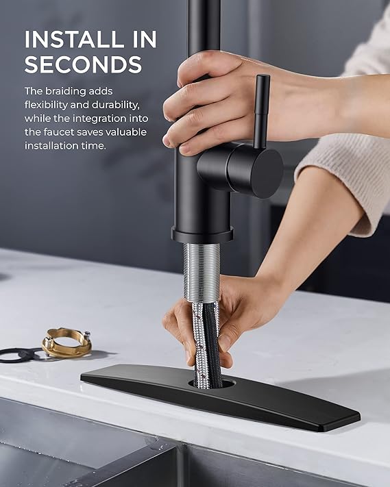 Pull out sprayer kitchen faucet for RV