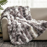 Soft faux fur throw blanket for couch