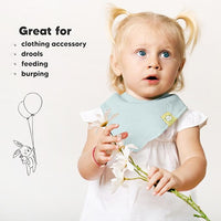 Organic cotton baby bandana bibs, hypoallergenic and soft for baby’s sensitive skin.