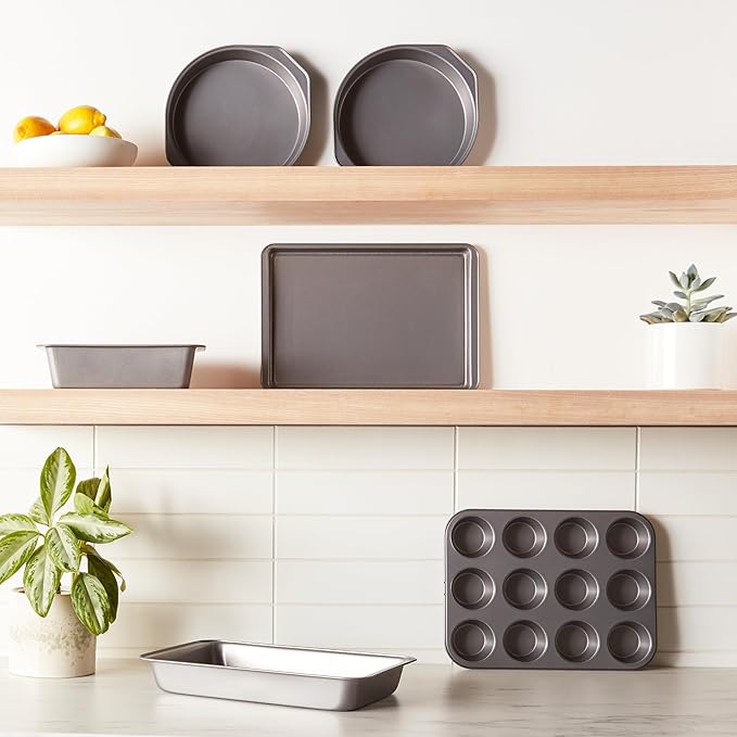 Kitchen Oven Bakeware Essentials