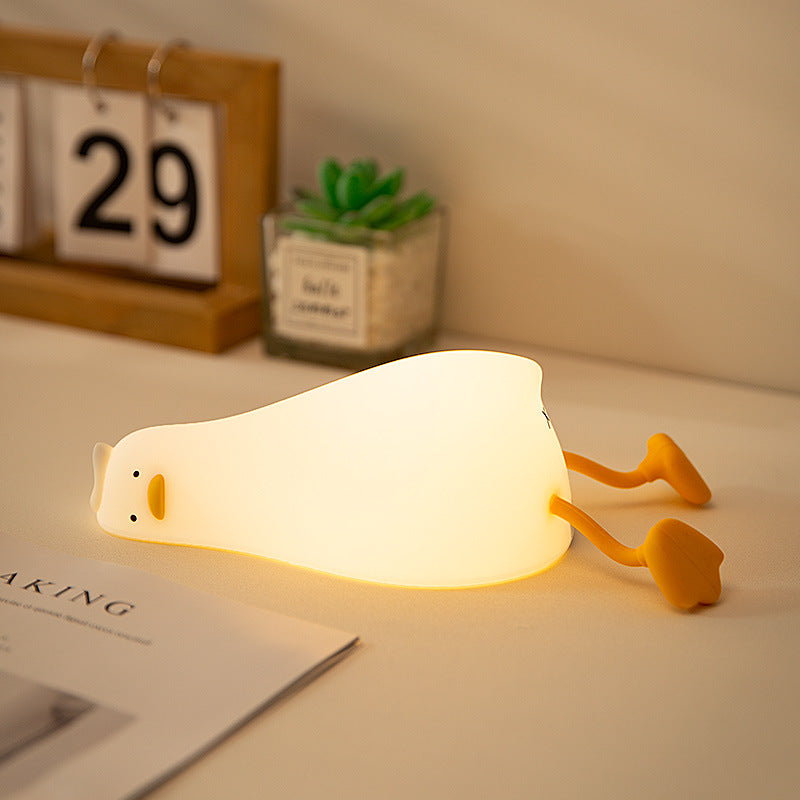 Silicone squishy duck lamp, cute nursery night light for babies and toddlers.