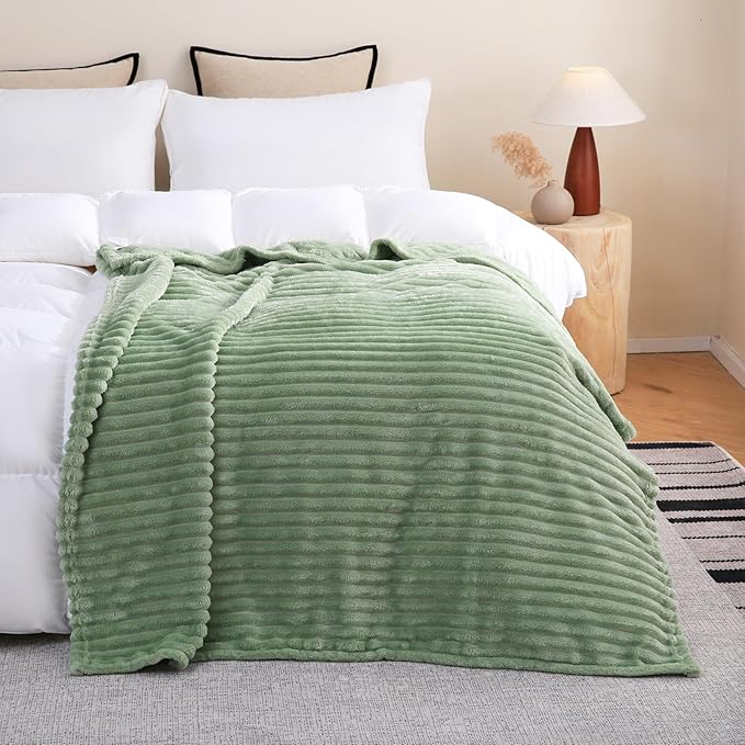 Plush Fleece Blanket for Sofa