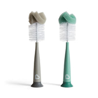 Sponge bottle brush, soft and effective for cleaning baby bottles, water bottles, and jars.