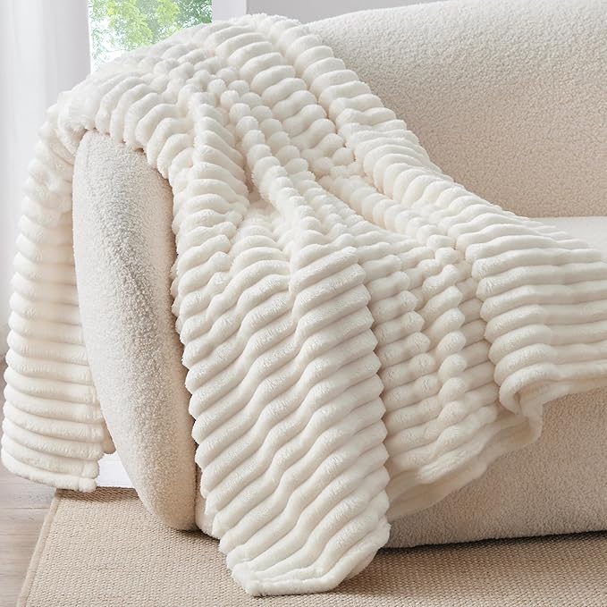 Soft Fluffy Throw Blanket