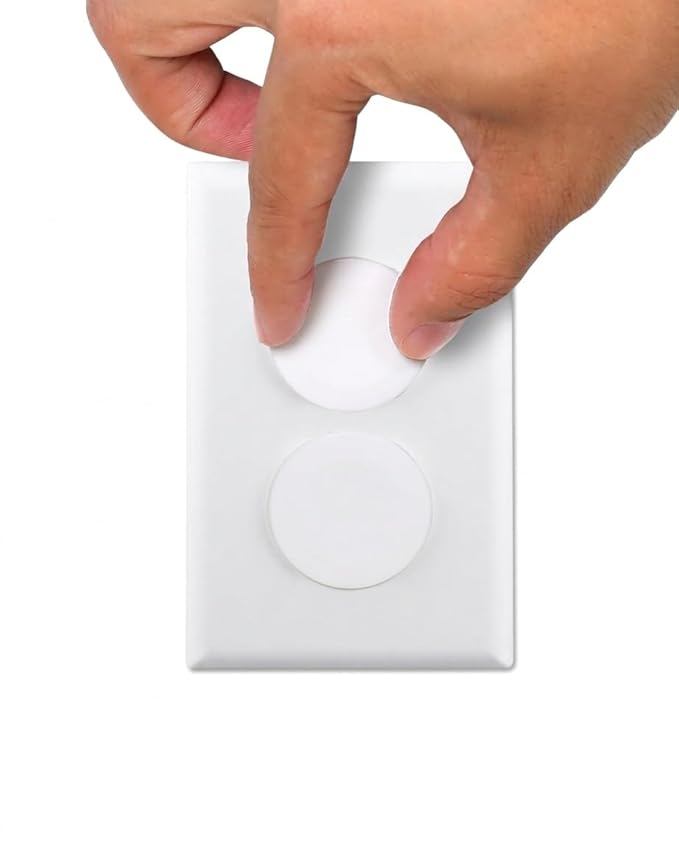 Universal plug cover for baby proofing home sockets