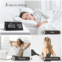 Bedside alarm clock with large numbers for easy time viewing
