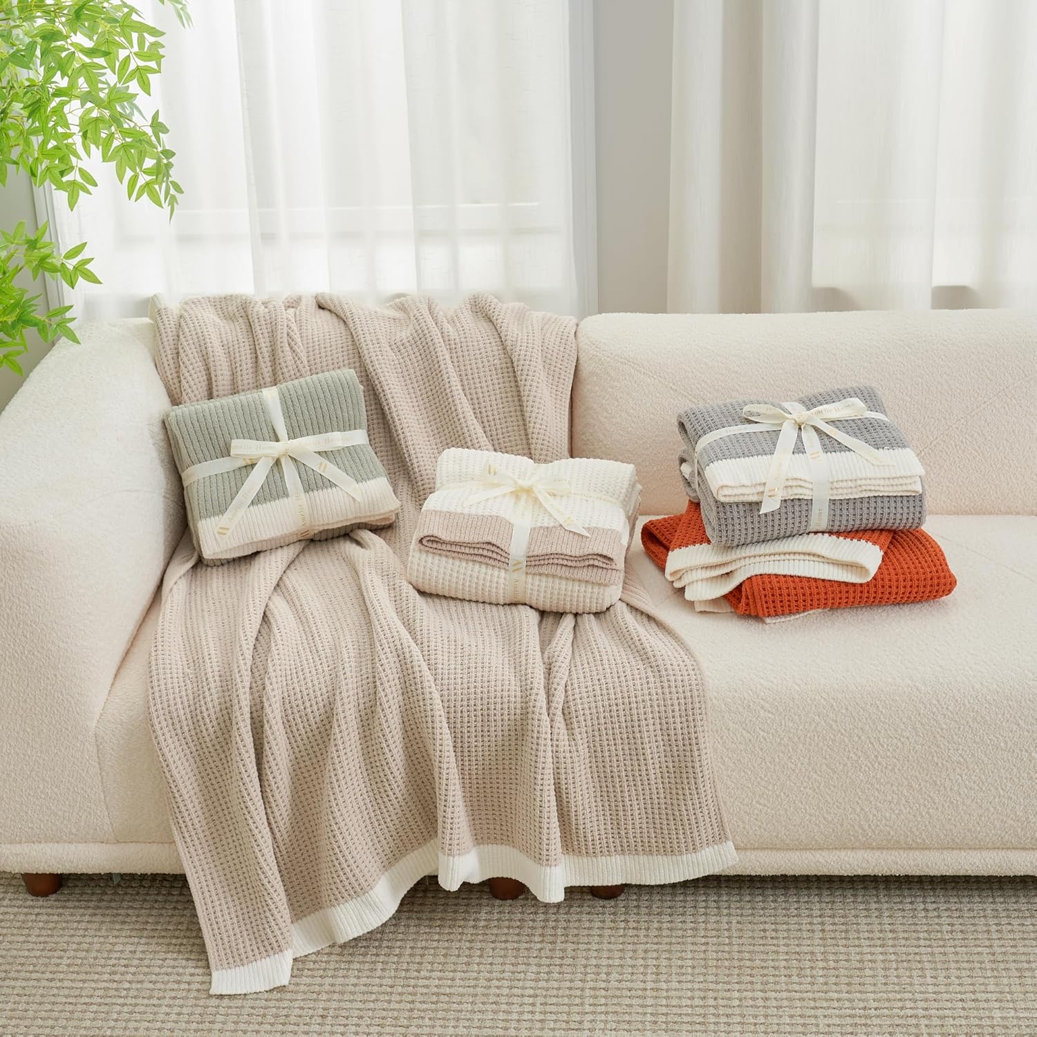 Cozy 50x60 inch throw blanket for couch and sofa