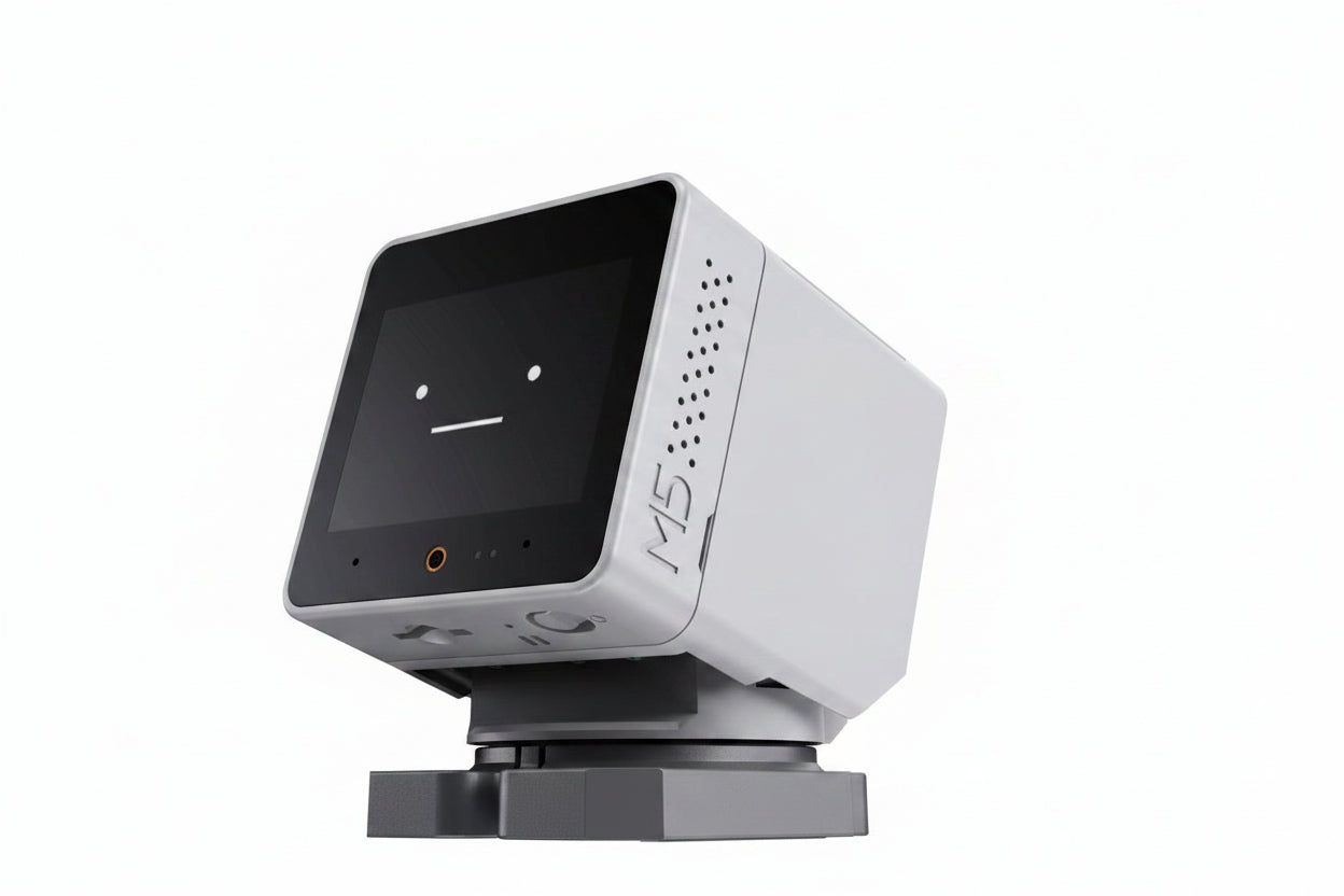 Robot gadget with interactive display design