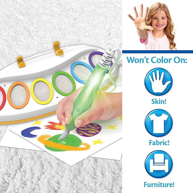 Mess-free painting with Color Wonder markers and Magic Light Brush