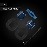 Gaming headphones with over-ear cushioned design