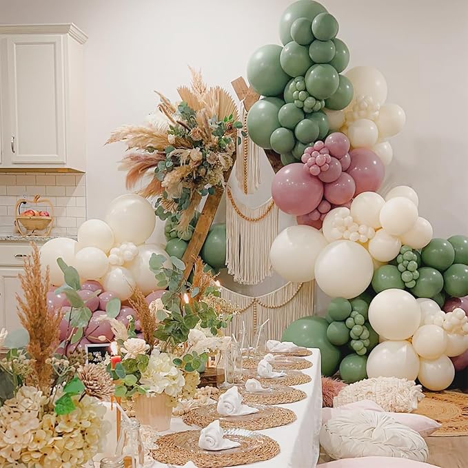Jungle safari theme balloon decoration with green and gold balloons