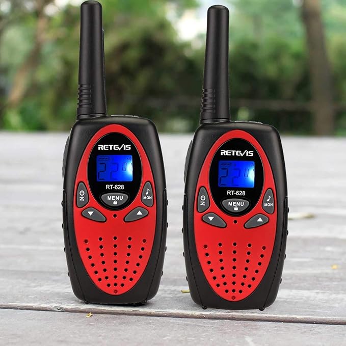 Kids two-way radio set with VOX mode