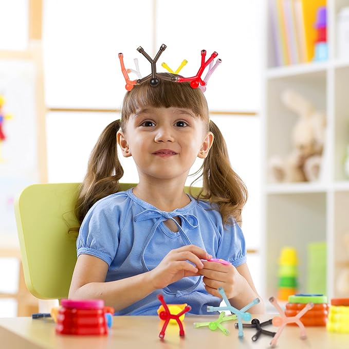 Magnetic building figures toy set for hands-on play