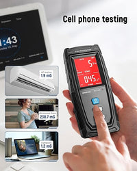 Device measuring magnetic field in an electronics setup