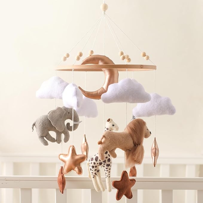 Nursery cot mobile with lightweight hanging figures
