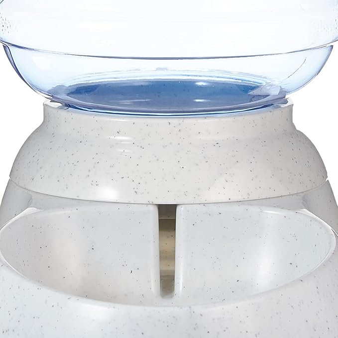 Pet water dispenser with transparent reservoir