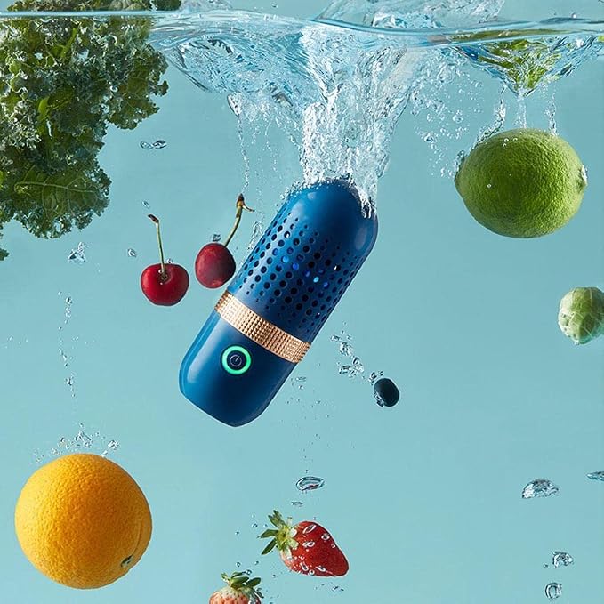 Portable fruit and vegetable washing device for kitchen use