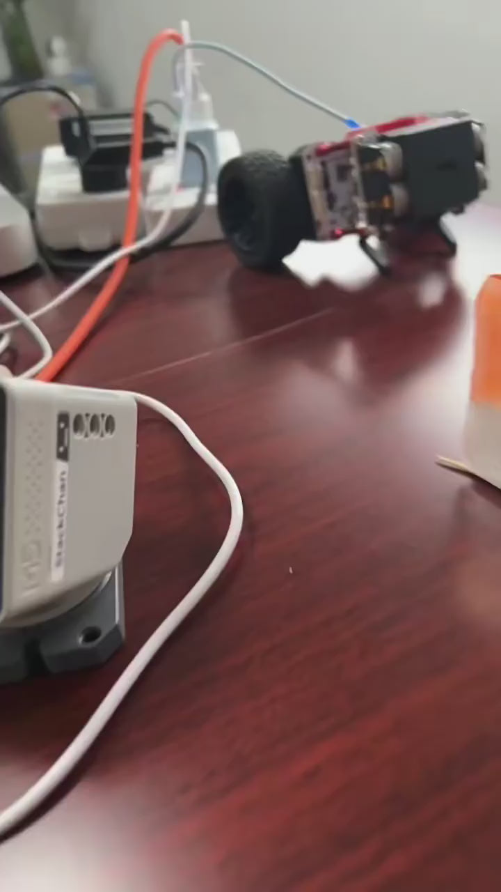 Interactive robot device for home and office desk