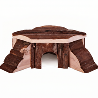Small animal house for guinea pigs and rabbits