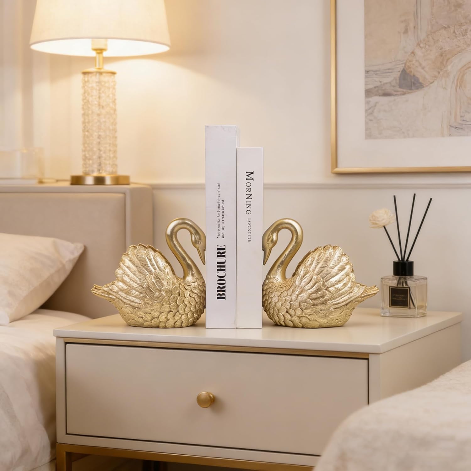 Swan Bookshelf Decoration Piece For Reading Rooms And Office Spaces
