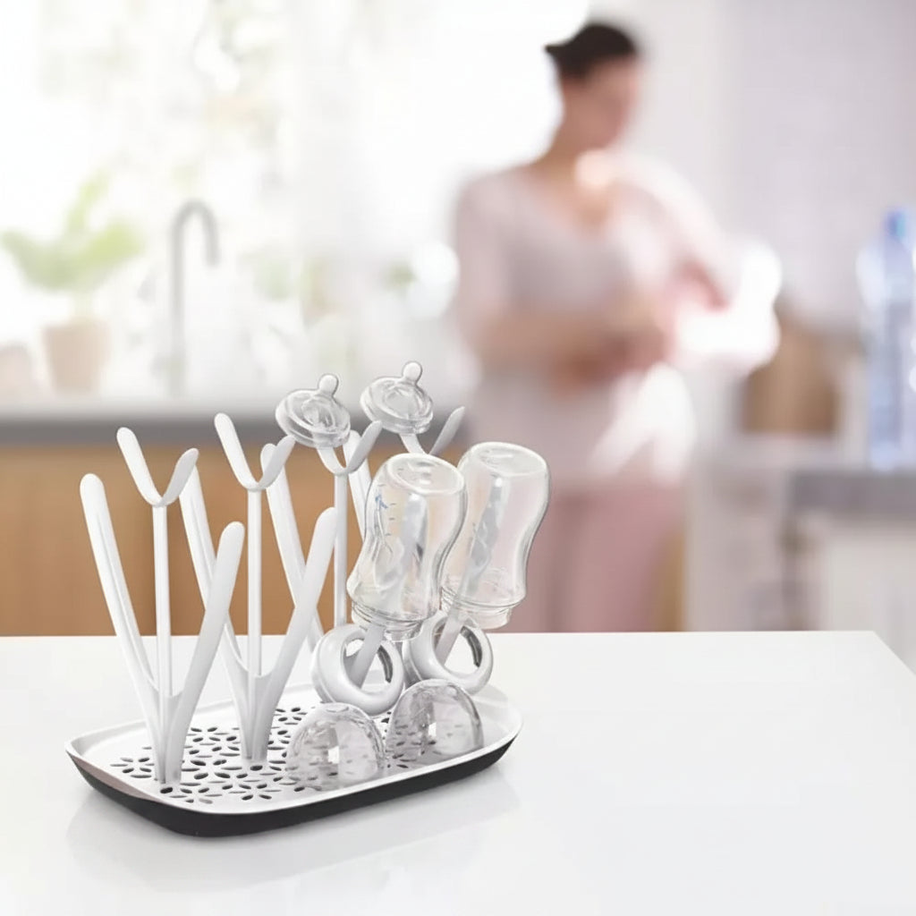Travel baby bottle drying rack for daily feeding use