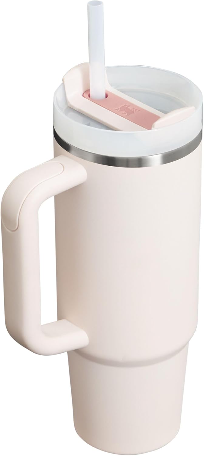 Travel tumbler with ergonomic handle and reusable straw lid